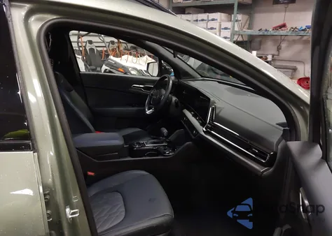 2025 Kia Sportage X-Line z USA, uszkodzony, nr VIN 5XYK6CDF4SG250846